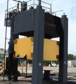 2000 Ton Clearing Press